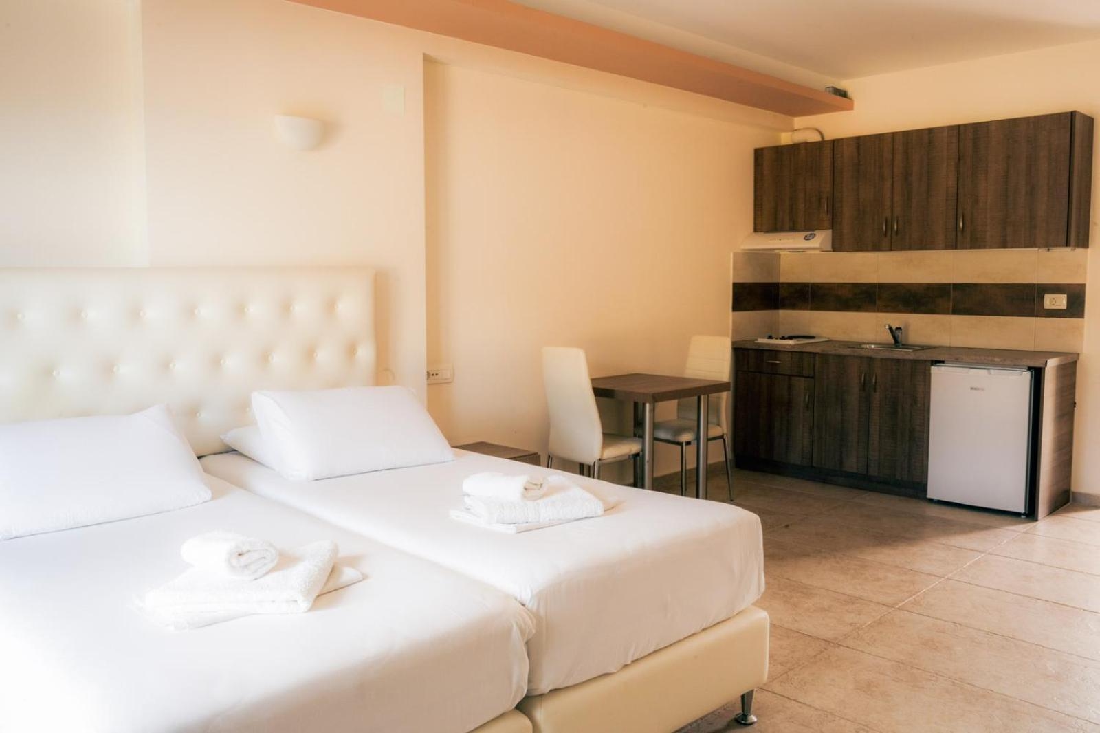 Coralli Hotel Perdika  Ngoại thất bức ảnh