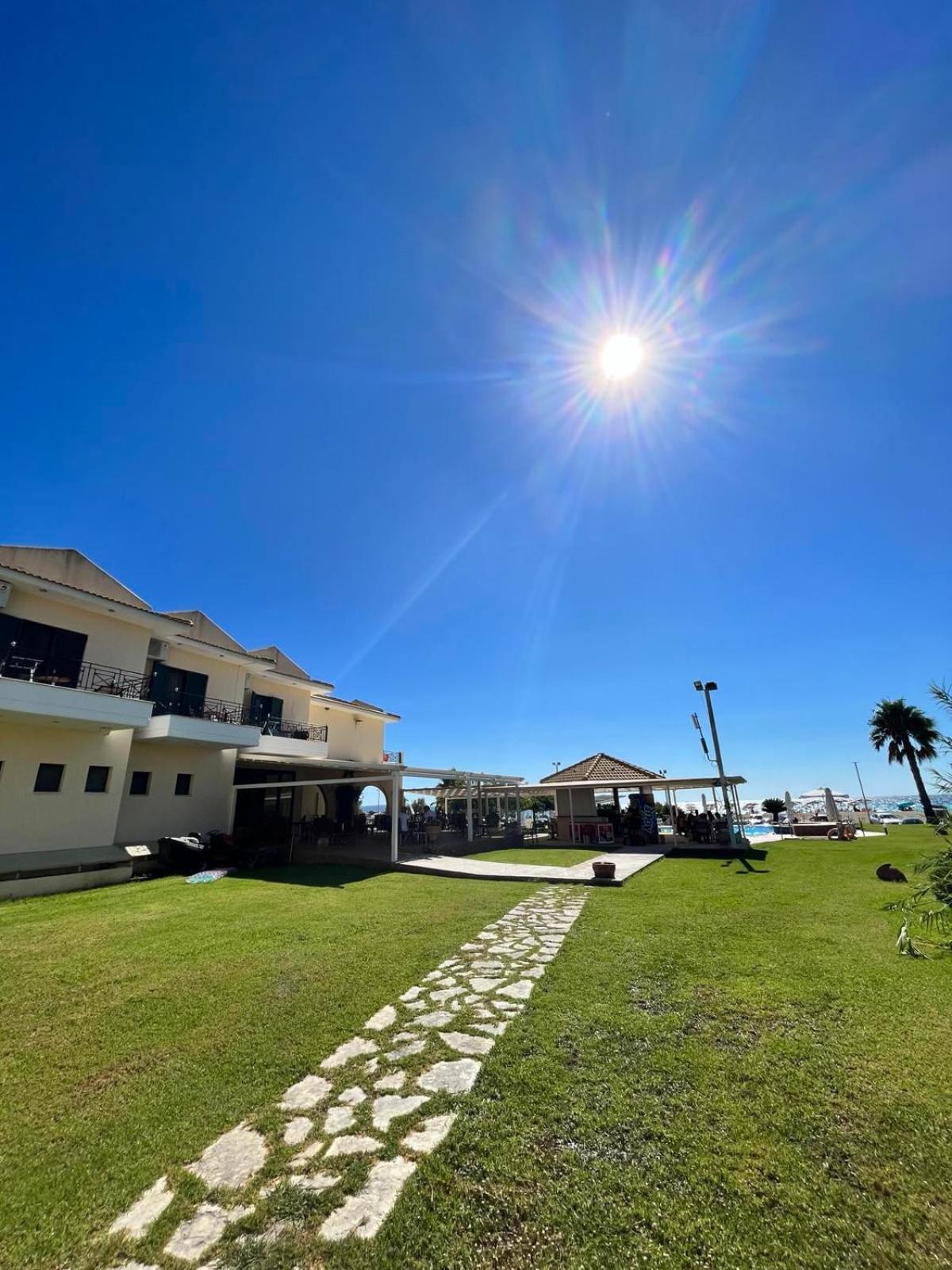 Coralli Hotel Perdika  Ngoại thất bức ảnh