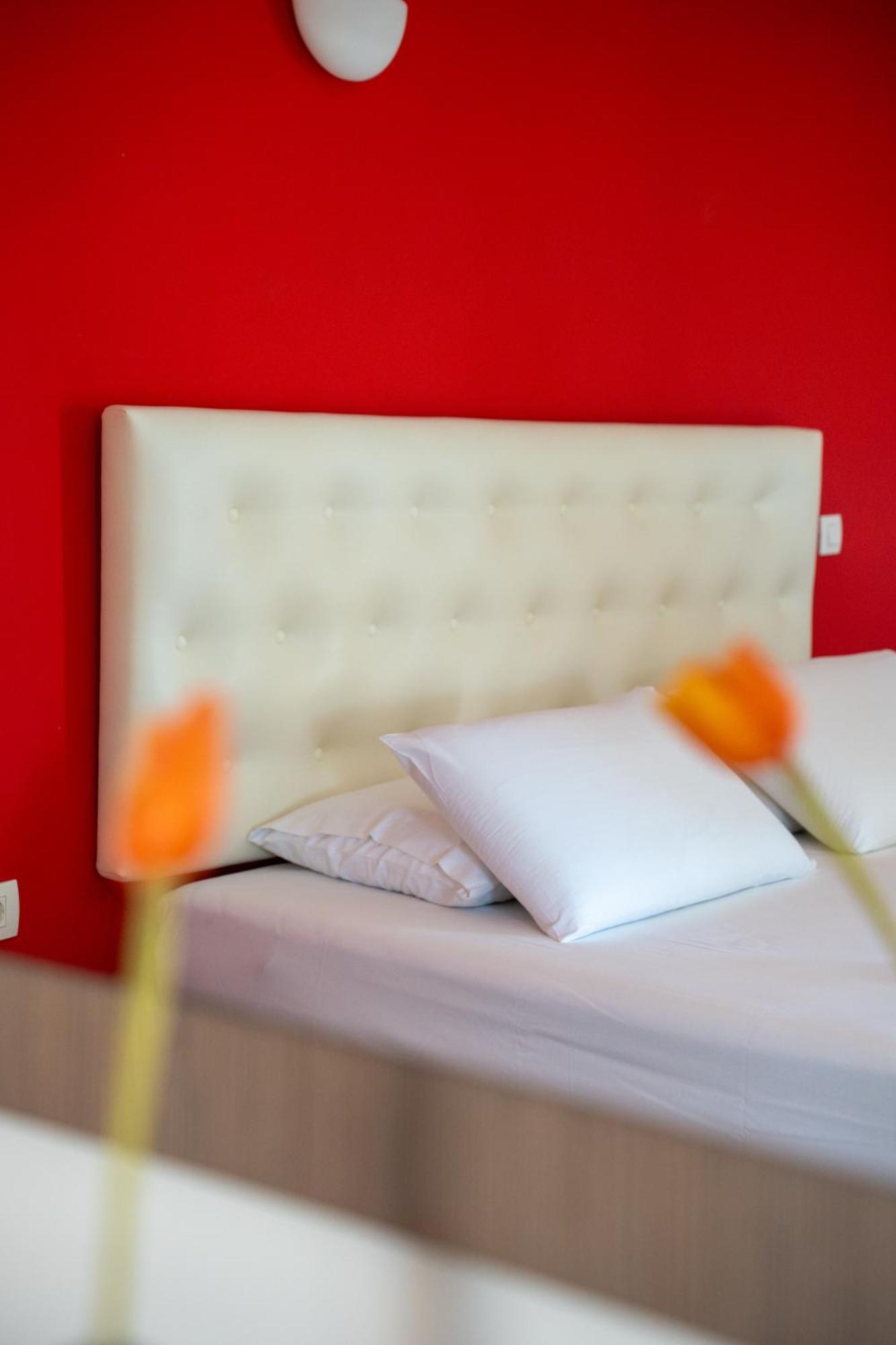 Coralli Hotel Perdika  Ngoại thất bức ảnh