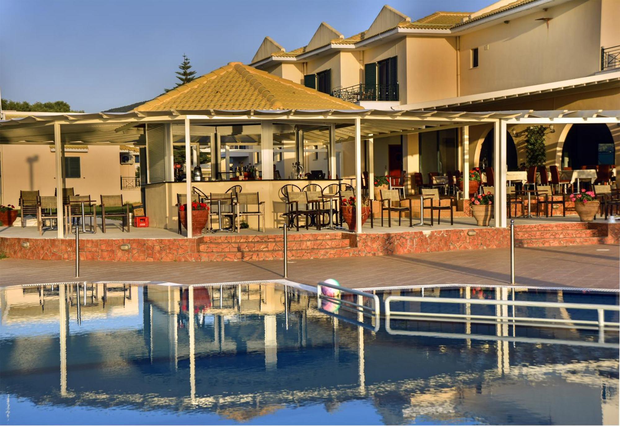 Coralli Hotel Perdika  Ngoại thất bức ảnh
